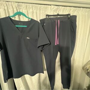 Figs dark harbor Scrub Set with Pink draw strings